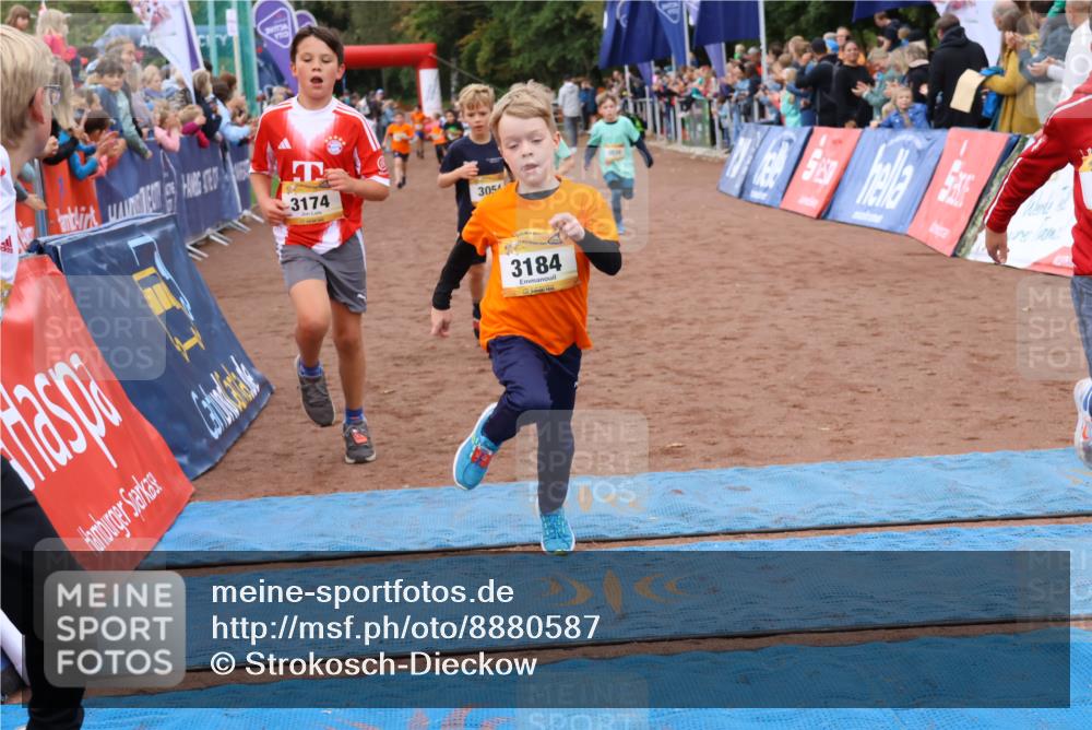 14.09.2025 - Airport Race Strokosch-Dieckow http://msf.ph/oto/8880587 14.09.2025 10:10:15 Ziel 3054, 3165, 3174, 3177, 3182, 3184, 3412, 3447, 3449, 3539, 3577, 3705 meine-sportfotos.de
