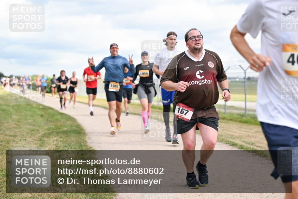 14.09.2025 - Airport Race Dr. Thomas Lammeyer http://msf.ph/oto/8880602 14.09.2025 12:31:06 Laufen 1982, 40, 1959, 167 meine-sportfotos.de
