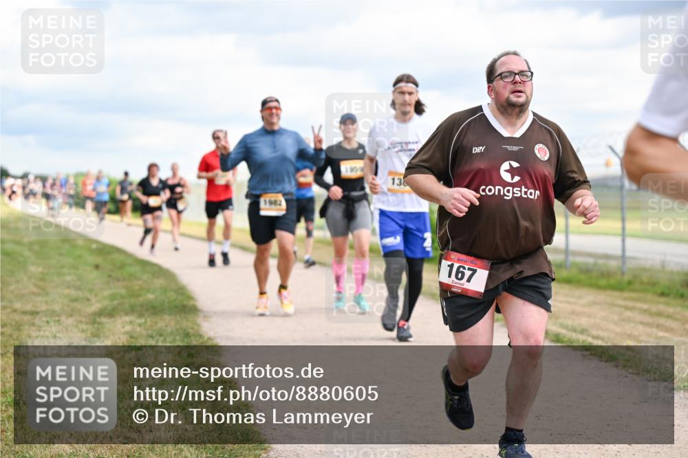 14.09.2025 - Airport Race Dr. Thomas Lammeyer http://msf.ph/oto/8880605 14.09.2025 12:31:06 Laufen 13, 167 meine-sportfotos.de