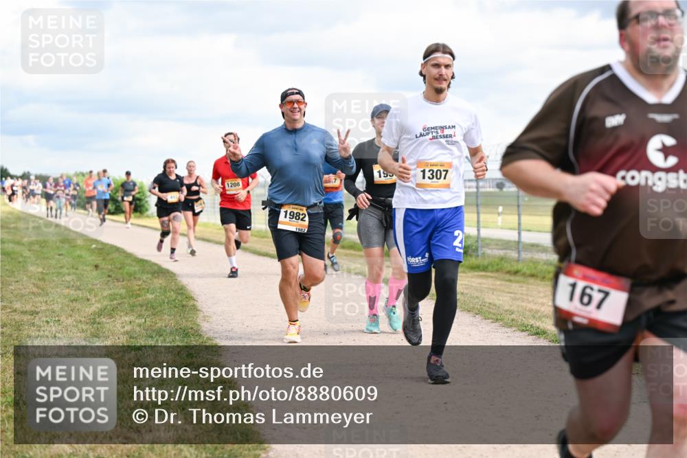 14.09.2025 - Airport Race Dr. Thomas Lammeyer http://msf.ph/oto/8880609 14.09.2025 12:31:07 Laufen 1208, 1982, 1982, 195, 1307, 2, 167 meine-sportfotos.de