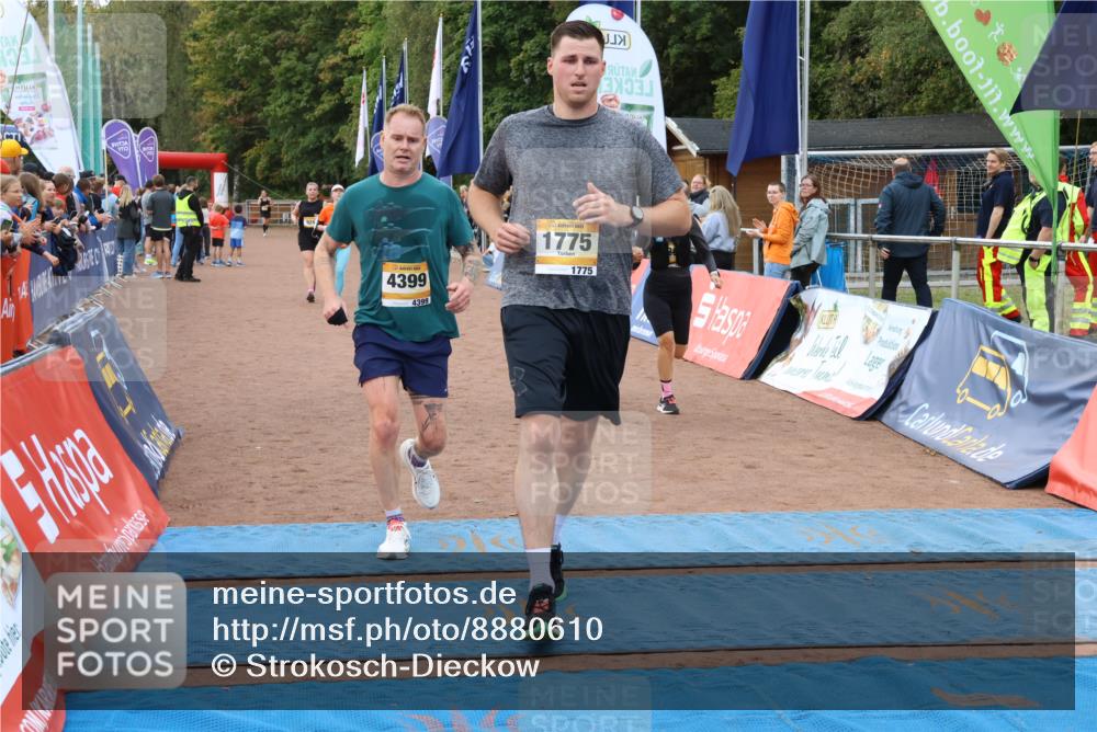 14.09.2025 - Airport Race Strokosch-Dieckow http://msf.ph/oto/8880610 14.09.2025 12:41:05 Ziel 924, 1151, 1290, 1323, 1775, 4157, 4211, 4241, 4399 meine-sportfotos.de