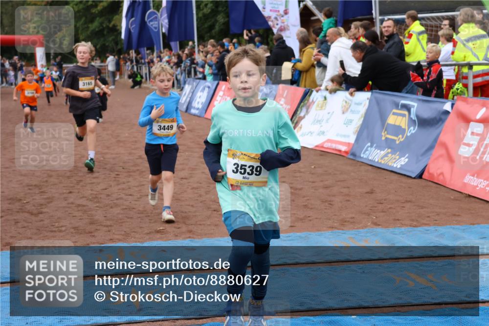 14.09.2025 - Airport Race Strokosch-Dieckow http://msf.ph/oto/8880627 14.09.2025 10:10:19 Ziel 3054, 3165, 3174, 3177, 3184, 3412, 3449, 3524, 3539, 3577, 3705 meine-sportfotos.de