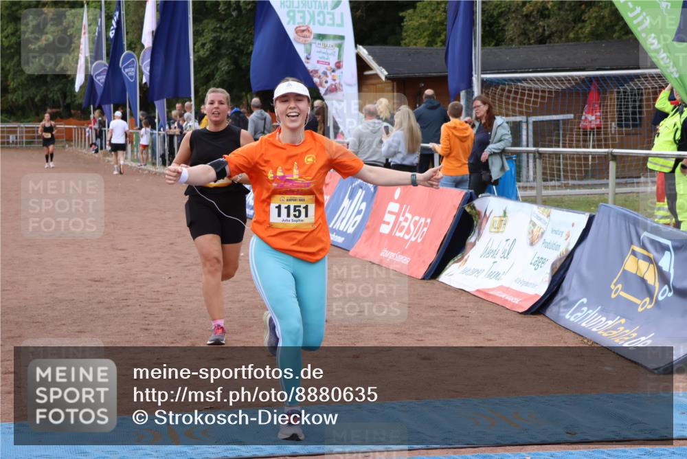 14.09.2025 - Airport Race Strokosch-Dieckow http://msf.ph/oto/8880635 14.09.2025 12:41:10 Ziel 924, 1151, 1290, 1323 meine-sportfotos.de