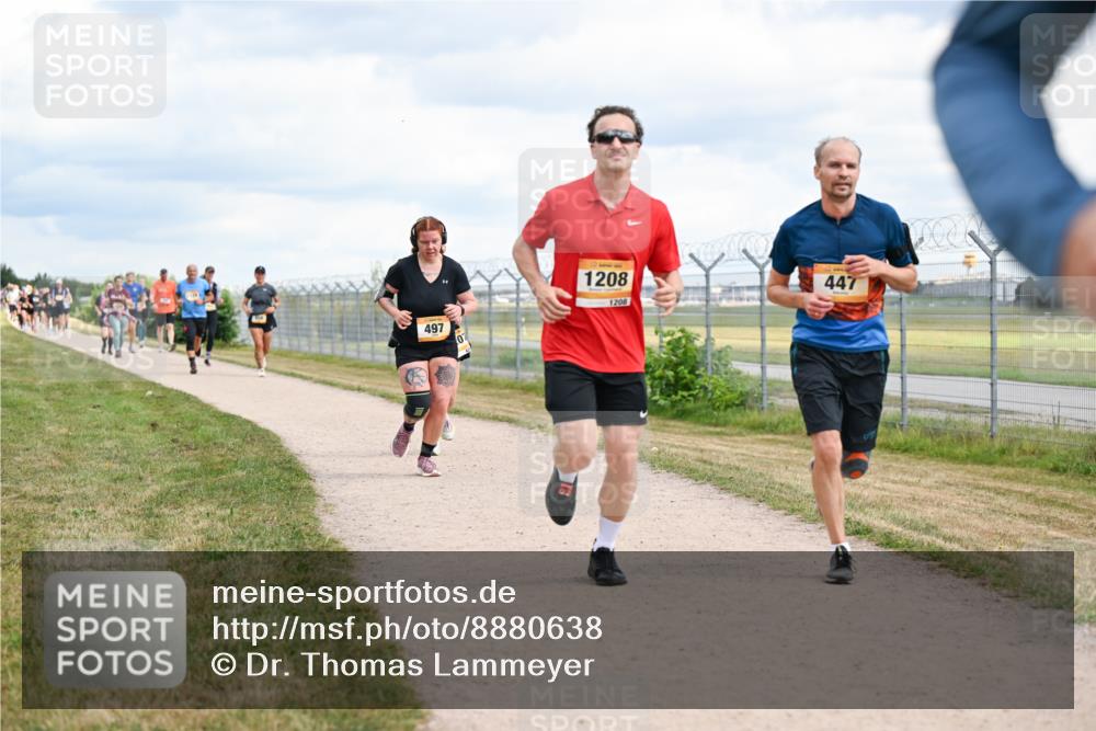 14.09.2025 - Airport Race Dr. Thomas Lammeyer http://msf.ph/oto/8880638 14.09.2025 12:31:10 Laufen 497, 1208, 1208, 447 meine-sportfotos.de