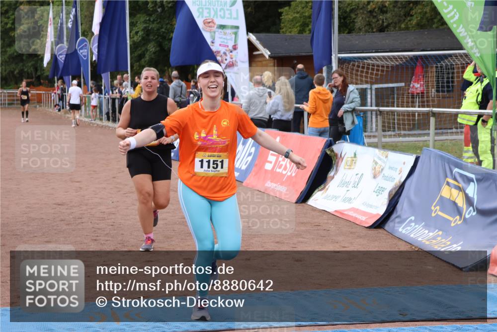 14.09.2025 - Airport Race Strokosch-Dieckow http://msf.ph/oto/8880642 14.09.2025 12:41:10 Ziel 924, 1151, 1290, 1323 meine-sportfotos.de