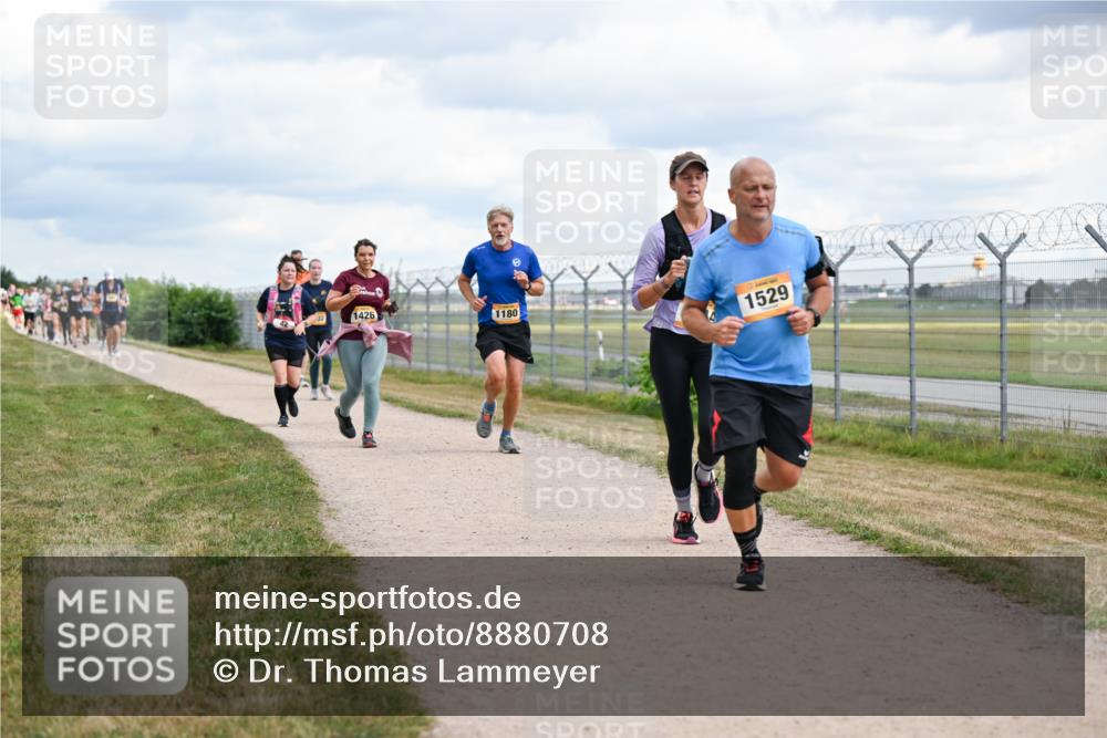 14.09.2025 - Airport Race Dr. Thomas Lammeyer http://msf.ph/oto/8880708 14.09.2025 12:31:20 Laufen 1426, 1180, 1529 meine-sportfotos.de