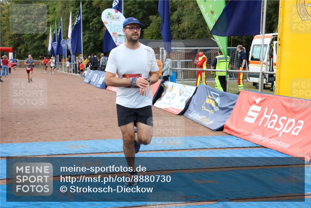 14.09.2025 - Airport Race Strokosch-Dieckow http://msf.ph/oto/8880730 14.09.2025 12:41:29 Ziel 692, 701, 1299 meine-sportfotos.de