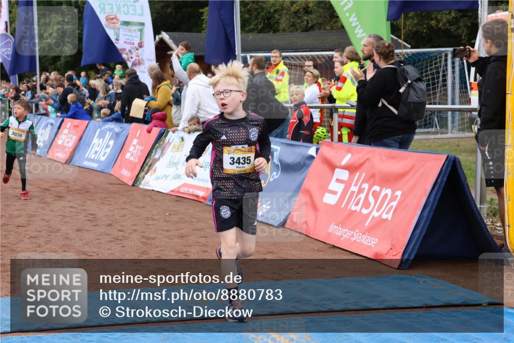 14.09.2025 - Airport Race Strokosch-Dieckow http://msf.ph/oto/8880783 14.09.2025 10:10:31 Ziel 3036, 3299, 3372, 3435, 3512, 3531, 3544, 3548 meine-sportfotos.de