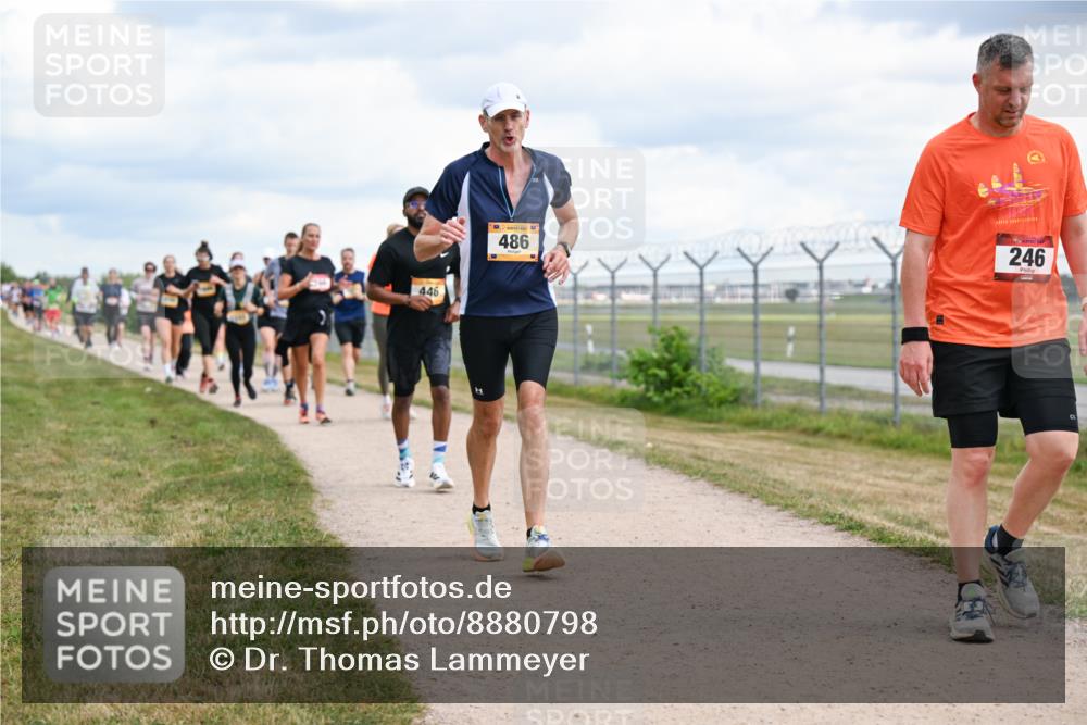 14.09.2025 - Airport Race Dr. Thomas Lammeyer http://msf.ph/oto/8880798 14.09.2025 12:31:35 Laufen 446, 486, 246 meine-sportfotos.de