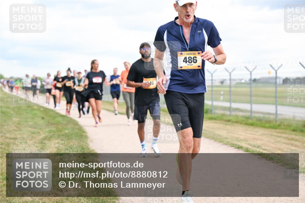 14.09.2025 - Airport Race Dr. Thomas Lammeyer http://msf.ph/oto/8880812 14.09.2025 12:31:36 Laufen 486 meine-sportfotos.de