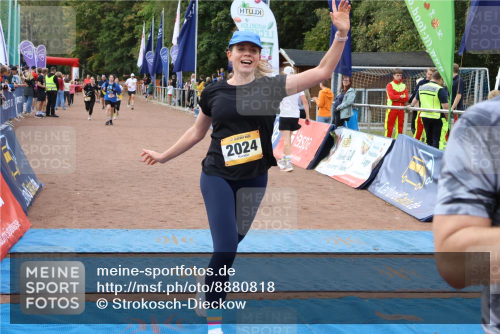 14.09.2025 - Airport Race Strokosch-Dieckow http://msf.ph/oto/8880818 14.09.2025 12:41:41 Ziel 692, 693, 1009, 1322, 2008, 2024, 4120 meine-sportfotos.de