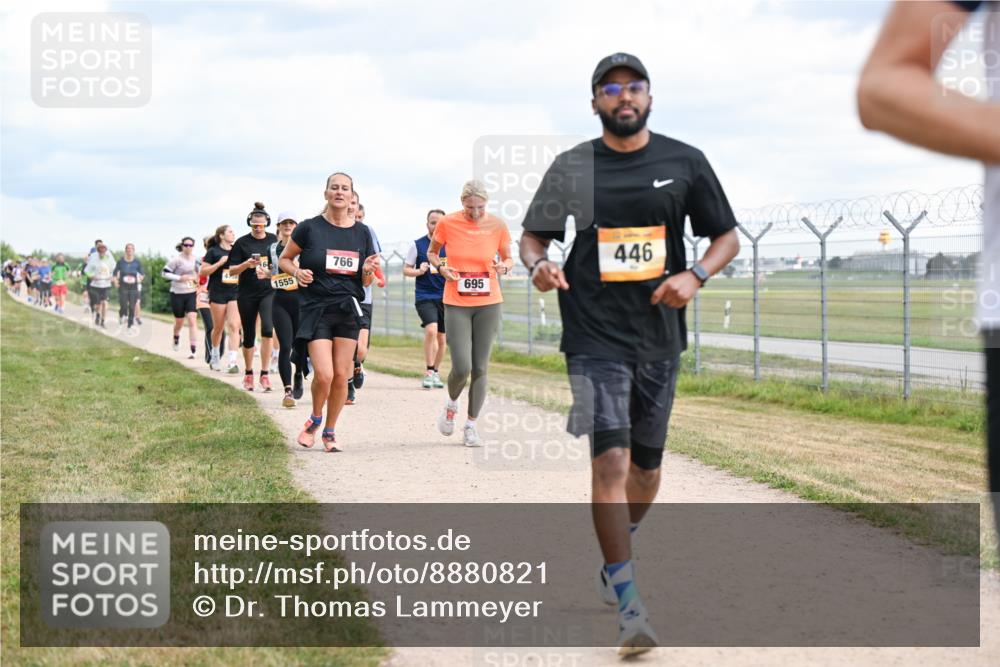 14.09.2025 - Airport Race Dr. Thomas Lammeyer http://msf.ph/oto/8880821 14.09.2025 12:31:37 Laufen 1555, 766, 695, 446 meine-sportfotos.de