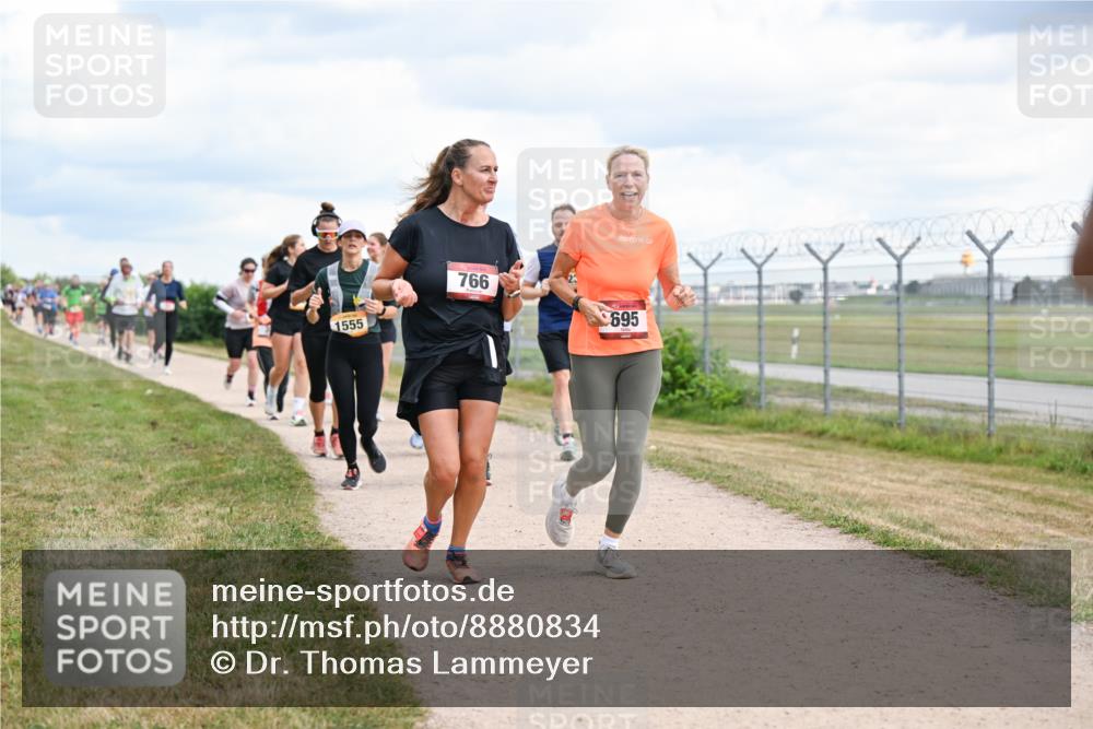 14.09.2025 - Airport Race Dr. Thomas Lammeyer http://msf.ph/oto/8880834 14.09.2025 12:31:39 Laufen 1555, 766, 695 meine-sportfotos.de