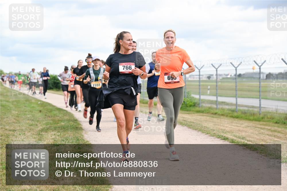 14.09.2025 - Airport Race Dr. Thomas Lammeyer http://msf.ph/oto/8880836 14.09.2025 12:31:39 Laufen 1555, 766, 695 meine-sportfotos.de