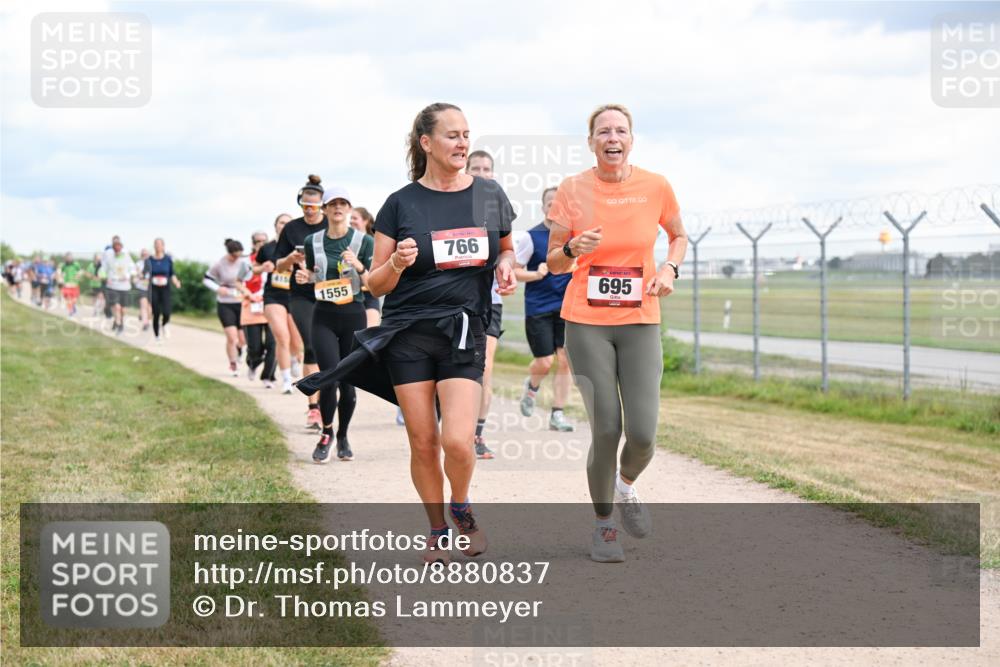 14.09.2025 - Airport Race Dr. Thomas Lammeyer http://msf.ph/oto/8880837 14.09.2025 12:31:39 Laufen 1555, 766, 695 meine-sportfotos.de