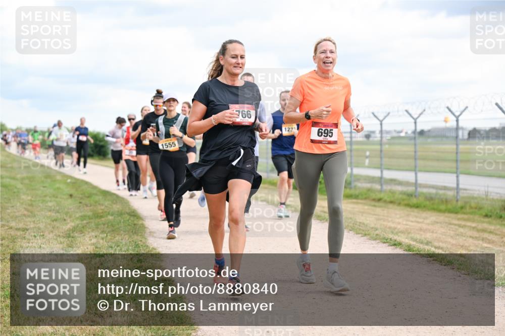 14.09.2025 - Airport Race Dr. Thomas Lammeyer http://msf.ph/oto/8880840 14.09.2025 12:31:39 Laufen 1555, 766, 122, 695 meine-sportfotos.de