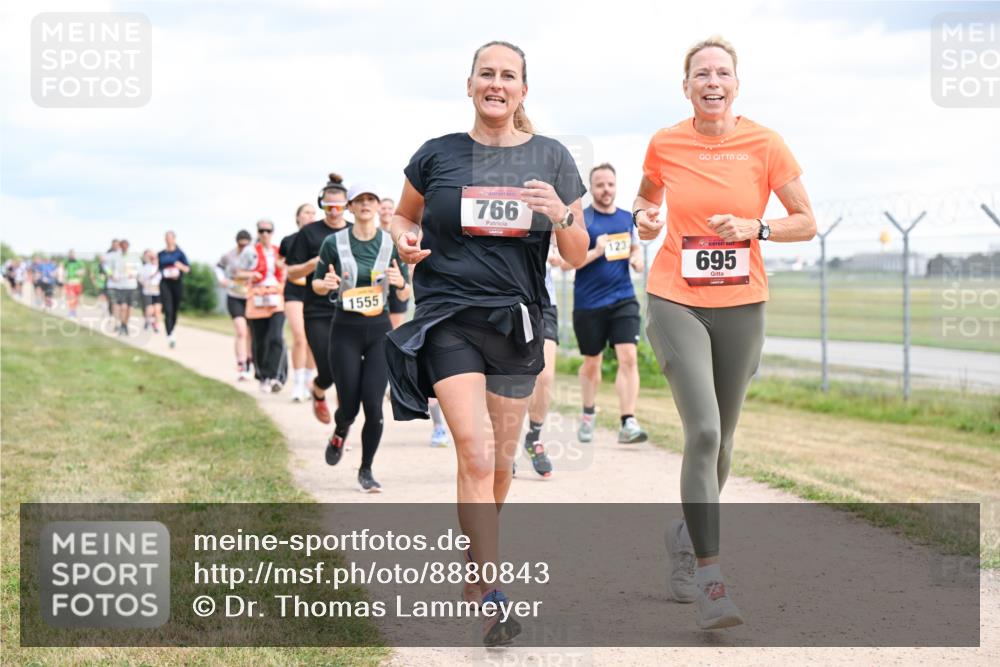 14.09.2025 - Airport Race Dr. Thomas Lammeyer http://msf.ph/oto/8880843 14.09.2025 12:31:40 Laufen 1555, 766, 123, 695 meine-sportfotos.de