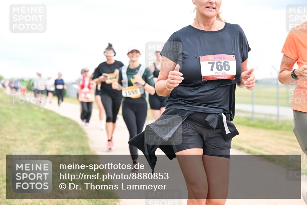 14.09.2025 - Airport Race Dr. Thomas Lammeyer http://msf.ph/oto/8880853 14.09.2025 12:31:41 Laufen 1555, 766 meine-sportfotos.de
