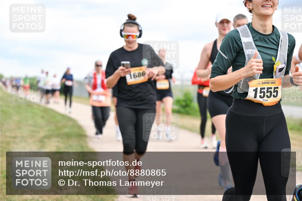 14.09.2025 - Airport Race Dr. Thomas Lammeyer http://msf.ph/oto/8880865 14.09.2025 12:31:42 Laufen 1686, 42, 1555 meine-sportfotos.de