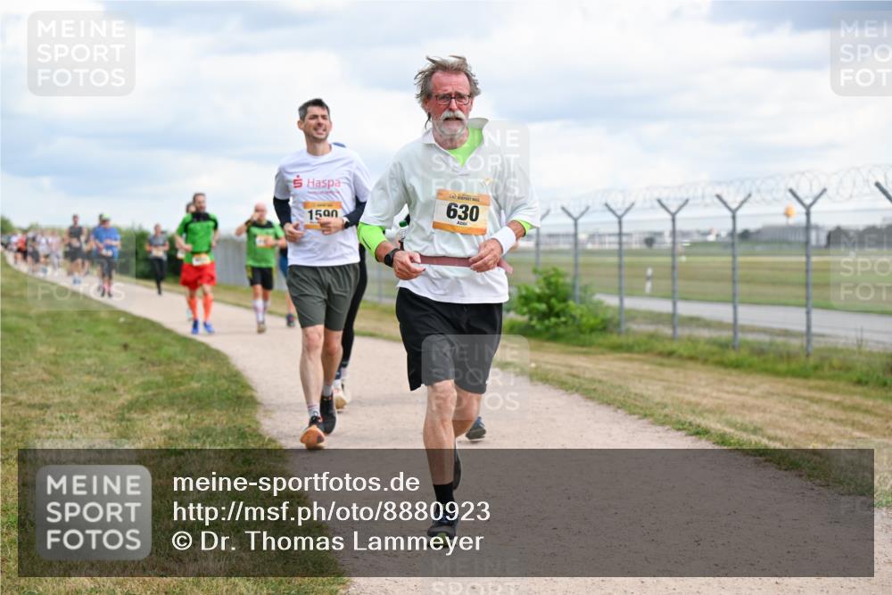 14.09.2025 - Airport Race Dr. Thomas Lammeyer http://msf.ph/oto/8880923 14.09.2025 12:31:52 Laufen 1590, 630 meine-sportfotos.de
