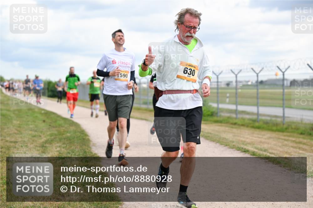 14.09.2025 - Airport Race Dr. Thomas Lammeyer http://msf.ph/oto/8880928 14.09.2025 12:31:52 Laufen 590, 630 meine-sportfotos.de