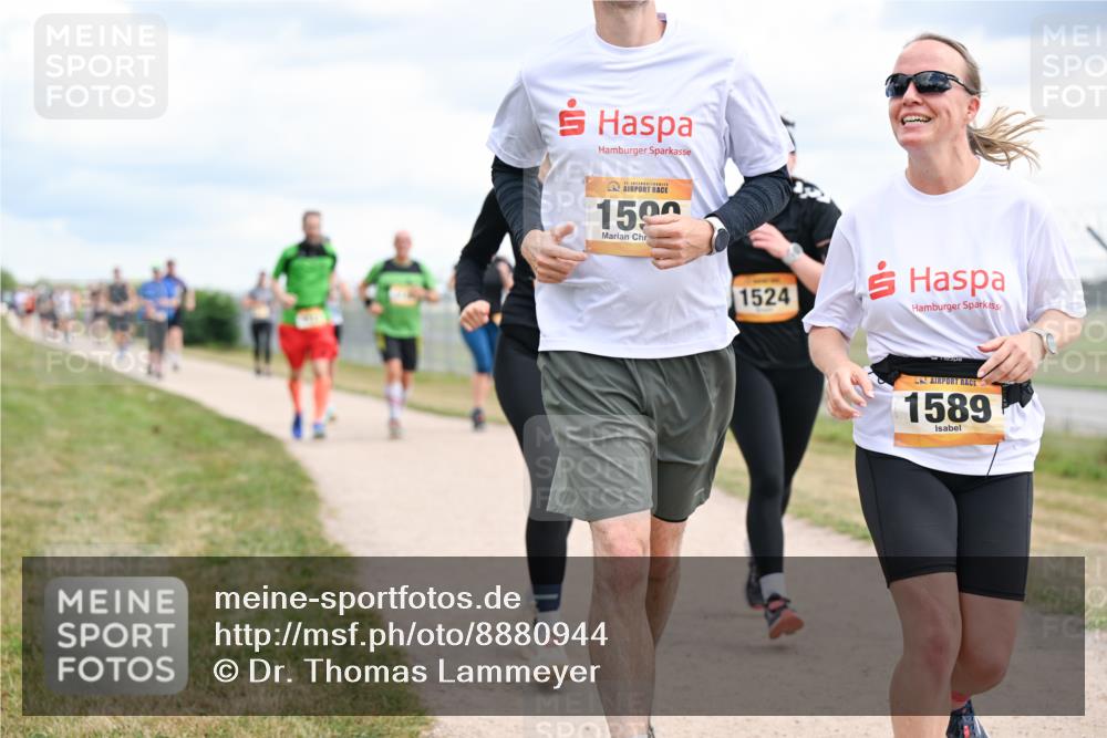 14.09.2025 - Airport Race Dr. Thomas Lammeyer http://msf.ph/oto/8880944 14.09.2025 12:31:54 Laufen 1500, 1524, 1589 meine-sportfotos.de