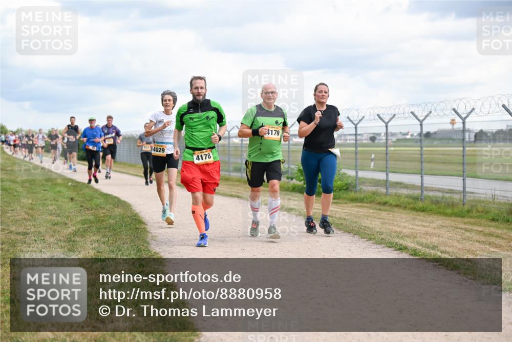 14.09.2025 - Airport Race Dr. Thomas Lammeyer http://msf.ph/oto/8880958 14.09.2025 12:31:57 Laufen 724029, 4178, 179 meine-sportfotos.de