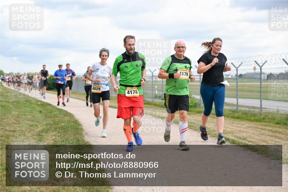 14.09.2025 - Airport Race Dr. Thomas Lammeyer http://msf.ph/oto/8880966 14.09.2025 12:31:57 Laufen 4029, 4178, 179 meine-sportfotos.de