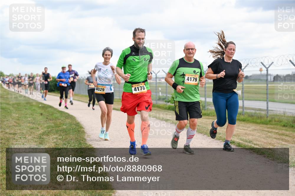 14.09.2025 - Airport Race Dr. Thomas Lammeyer http://msf.ph/oto/8880968 14.09.2025 12:31:57 Laufen 4029, 4178, 4179 meine-sportfotos.de