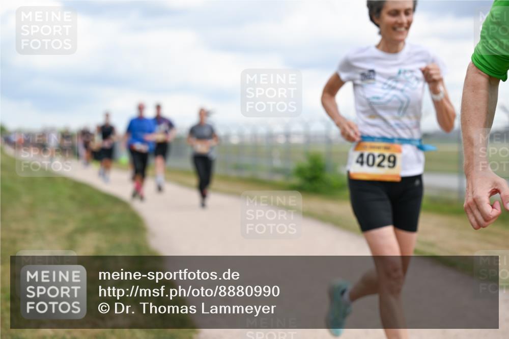 14.09.2025 - Airport Race Dr. Thomas Lammeyer http://msf.ph/oto/8880990 14.09.2025 12:32:00 Laufen 4029 meine-sportfotos.de