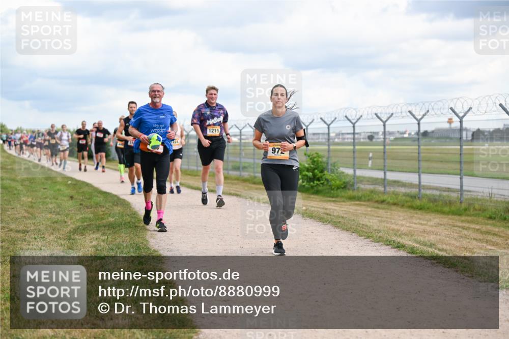14.09.2025 - Airport Race Dr. Thomas Lammeyer http://msf.ph/oto/8880999 14.09.2025 12:32:02 Laufen 1215, 972 meine-sportfotos.de