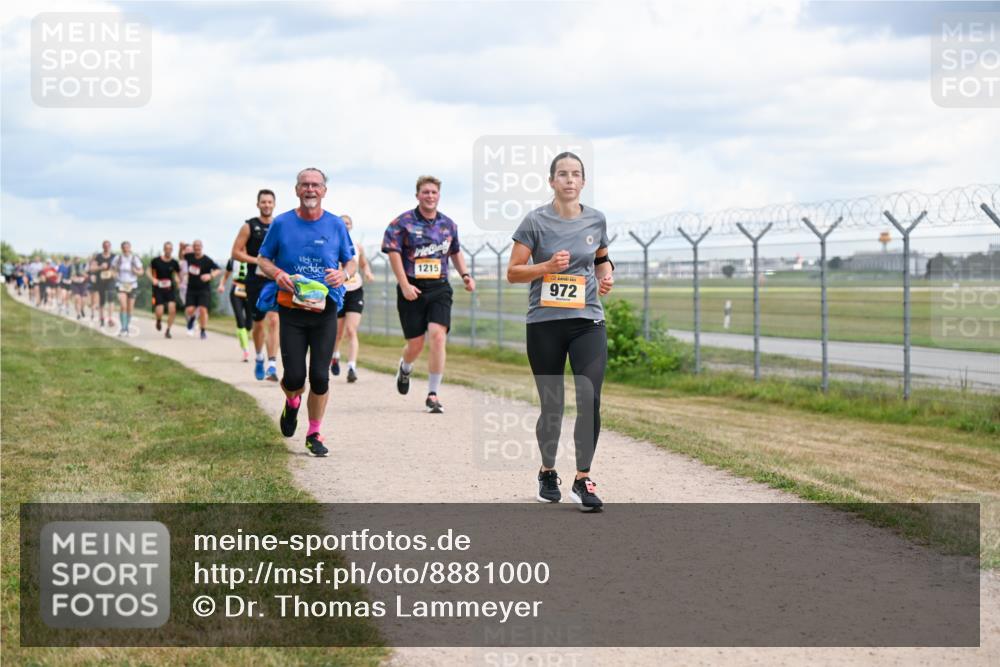 14.09.2025 - Airport Race Dr. Thomas Lammeyer http://msf.ph/oto/8881000 14.09.2025 12:32:02 Laufen 1215, 972 meine-sportfotos.de