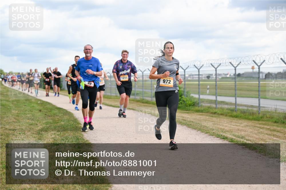 14.09.2025 - Airport Race Dr. Thomas Lammeyer http://msf.ph/oto/8881001 14.09.2025 12:32:02 Laufen 49, 1215, 972 meine-sportfotos.de