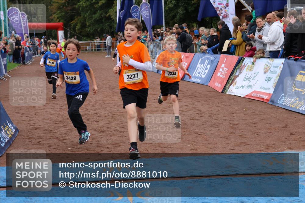 14.09.2025 - Airport Race Strokosch-Dieckow http://msf.ph/oto/8881010 14.09.2025 10:11:04 Ziel 3103, 3171, 3223, 3237, 3429, 3442, 3734 meine-sportfotos.de