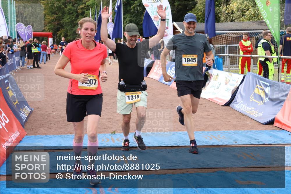 14.09.2025 - Airport Race Strokosch-Dieckow http://msf.ph/oto/8881025 14.09.2025 12:41:55 Ziel 75, 356, 1207, 1310, 1477, 1494, 1558, 1945 meine-sportfotos.de