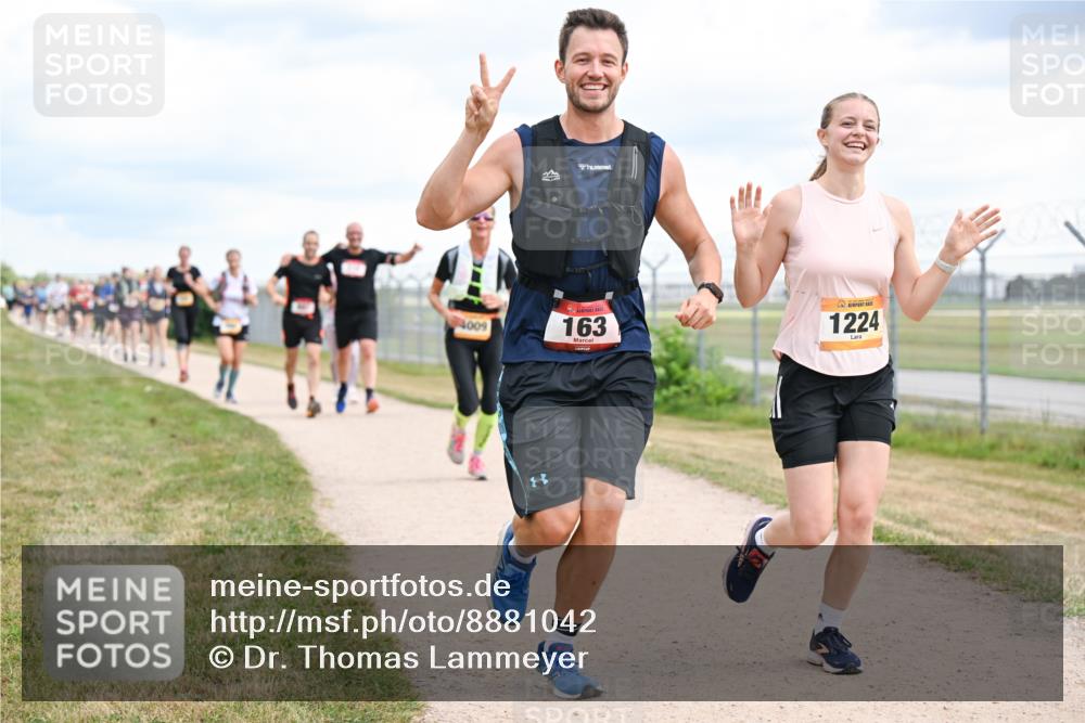 14.09.2025 - Airport Race Dr. Thomas Lammeyer http://msf.ph/oto/8881042 14.09.2025 12:32:07 Laufen 4009, 163, 1224 meine-sportfotos.de