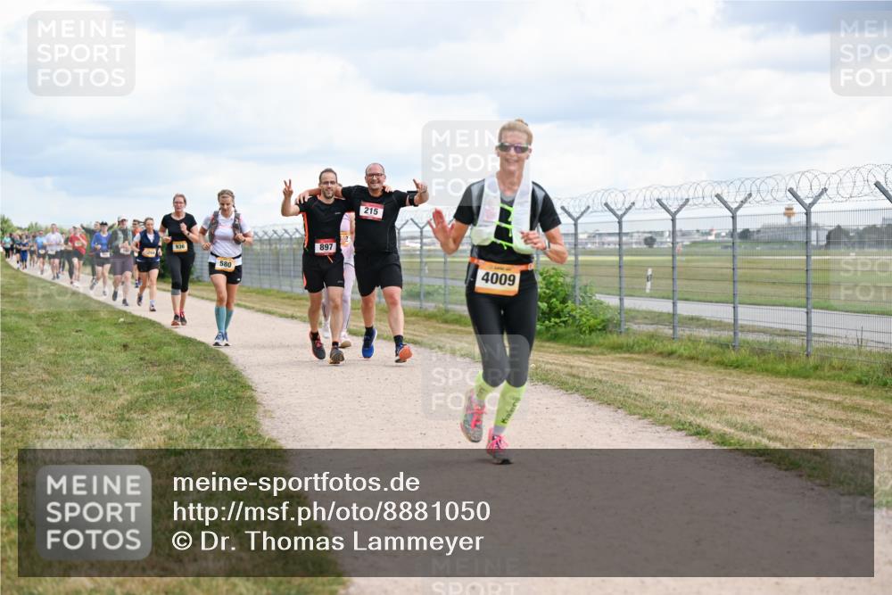 14.09.2025 - Airport Race Dr. Thomas Lammeyer http://msf.ph/oto/8881050 14.09.2025 12:32:09 Laufen 936, 580, 897, 215, 4009 meine-sportfotos.de