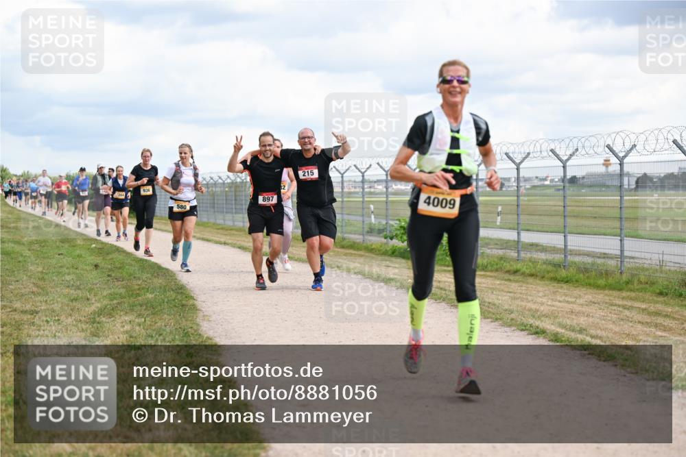 14.09.2025 - Airport Race Dr. Thomas Lammeyer http://msf.ph/oto/8881056 14.09.2025 12:32:09 Laufen 14, 936, 204, 580, 897, 2, 215, 4009 meine-sportfotos.de