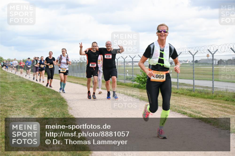 14.09.2025 - Airport Race Dr. Thomas Lammeyer http://msf.ph/oto/8881057 14.09.2025 12:32:09 Laufen 936, 580, 897, 192, 215, 009 meine-sportfotos.de