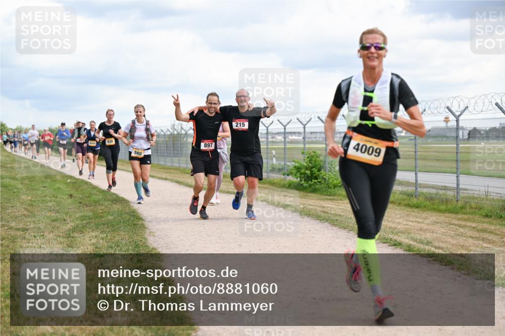 14.09.2025 - Airport Race Dr. Thomas Lammeyer http://msf.ph/oto/8881060 14.09.2025 12:32:10 Laufen 936, 4204, 580, 897, 215, 4009 meine-sportfotos.de