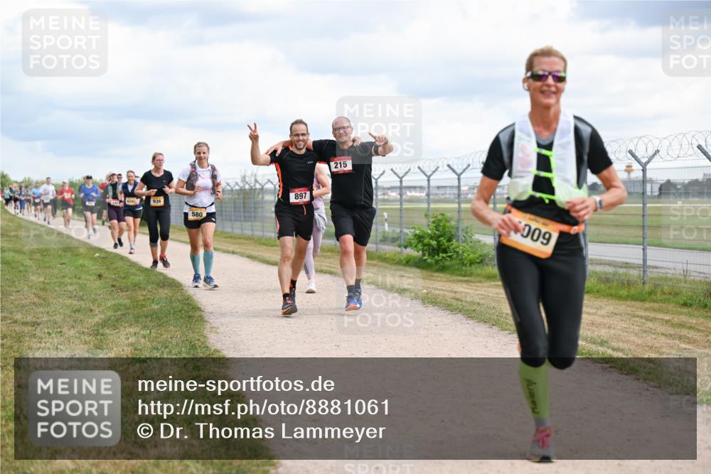 14.09.2025 - Airport Race Dr. Thomas Lammeyer http://msf.ph/oto/8881061 14.09.2025 12:32:10 Laufen 936, 580, 897, 215, 009 meine-sportfotos.de