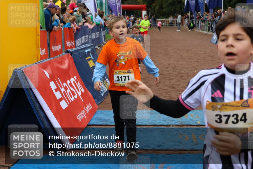 14.09.2025 - Airport Race Strokosch-Dieckow http://msf.ph/oto/8881075 14.09.2025 10:11:11 Ziel 3041, 3171, 3244, 3442, 3734 meine-sportfotos.de