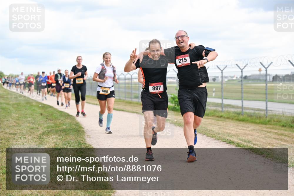 14.09.2025 - Airport Race Dr. Thomas Lammeyer http://msf.ph/oto/8881076 14.09.2025 12:32:11 Laufen 936, 580, 897, 215 meine-sportfotos.de