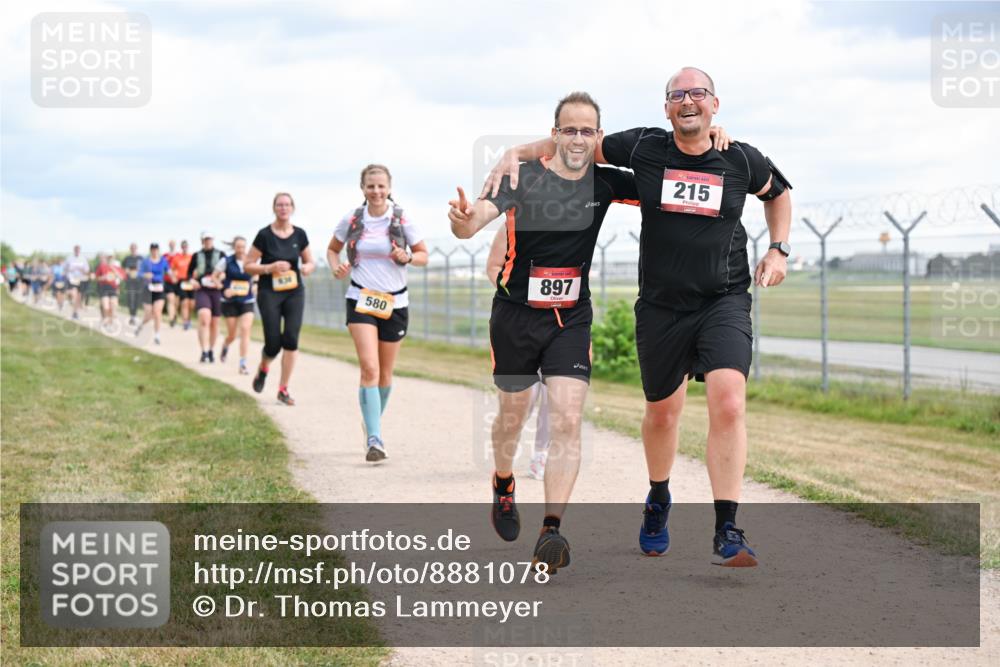 14.09.2025 - Airport Race Dr. Thomas Lammeyer http://msf.ph/oto/8881078 14.09.2025 12:32:12 Laufen 580, 897, 215 meine-sportfotos.de