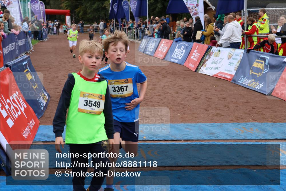 14.09.2025 - Airport Race Strokosch-Dieckow http://msf.ph/oto/8881118 14.09.2025 10:11:25 Ziel 3266, 3284, 3367, 3399, 3520, 3549 meine-sportfotos.de