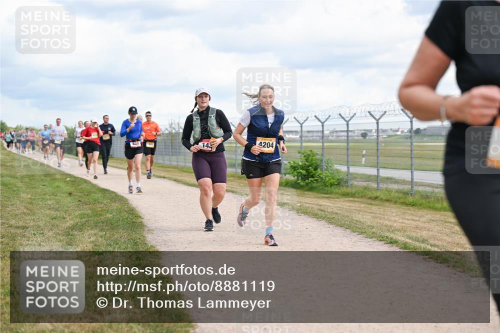 14.09.2025 - Airport Race Dr. Thomas Lammeyer http://msf.ph/oto/8881119 14.09.2025 12:32:17 Laufen 142, 839, 4204 meine-sportfotos.de
