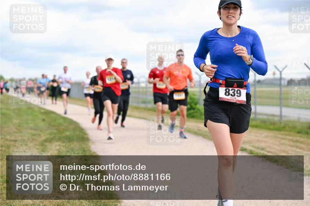 14.09.2025 - Airport Race Dr. Thomas Lammeyer http://msf.ph/oto/8881166 14.09.2025 12:32:22 Laufen 839 meine-sportfotos.de