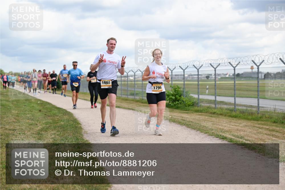 14.09.2025 - Airport Race Dr. Thomas Lammeyer http://msf.ph/oto/8881206 14.09.2025 12:32:27 Laufen 1688, 1688, 1796 meine-sportfotos.de