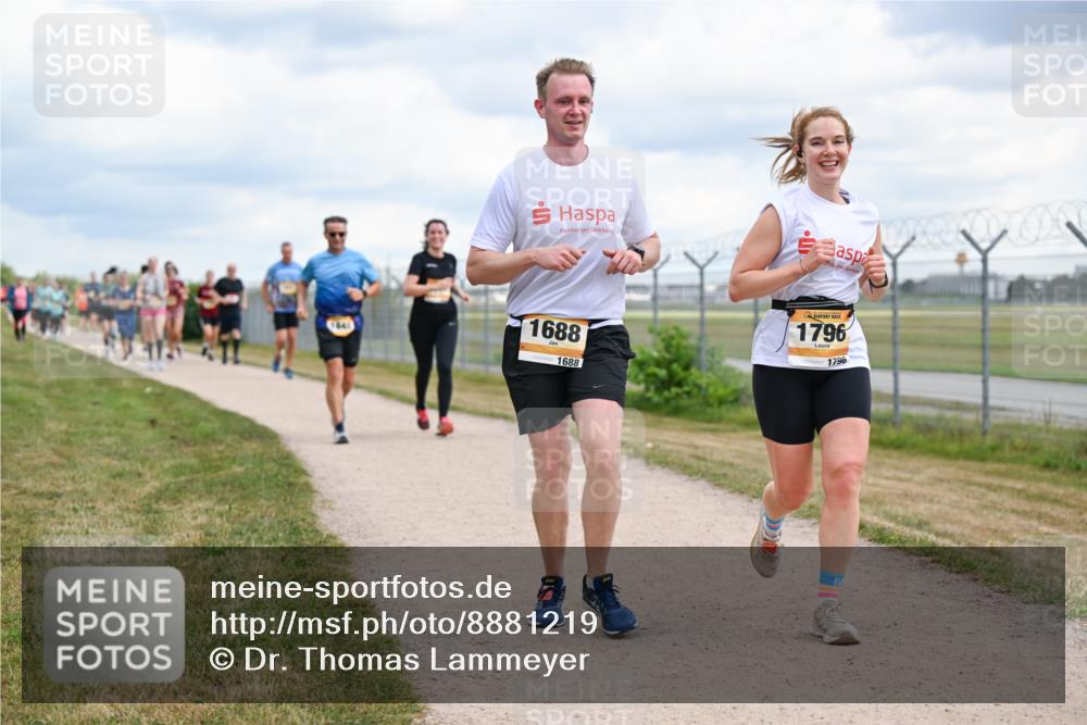 14.09.2025 - Airport Race Dr. Thomas Lammeyer http://msf.ph/oto/8881219 14.09.2025 12:32:29 Laufen 1688, 1688, 1796, 1796 meine-sportfotos.de