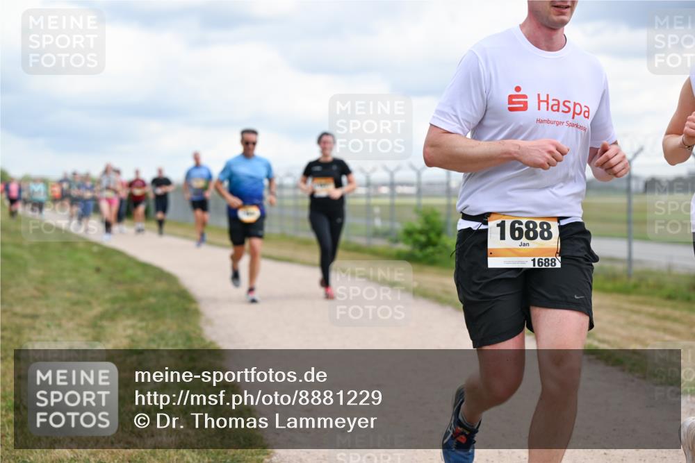 14.09.2025 - Airport Race Dr. Thomas Lammeyer http://msf.ph/oto/8881229 14.09.2025 12:32:30 Laufen 1688, 1688 meine-sportfotos.de